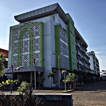 Greensa Inn Surabaya Kültér fotó