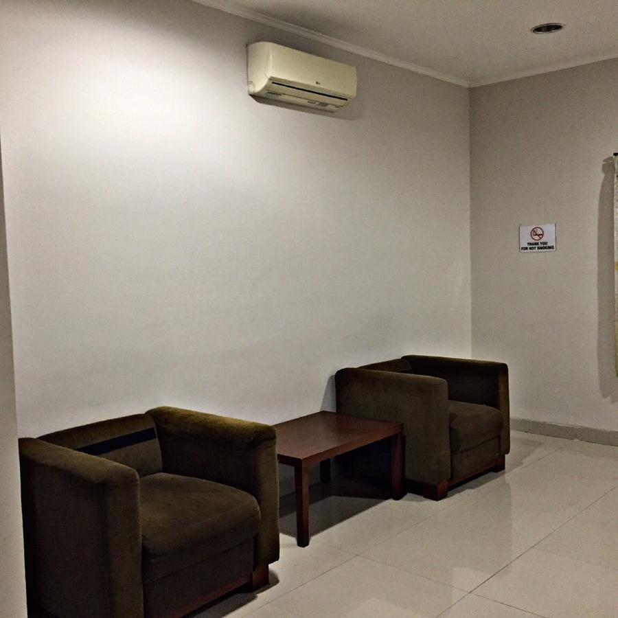 Greensa Inn Surabaya Kültér fotó