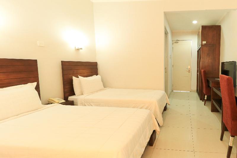 Greensa Inn Surabaya Kültér fotó